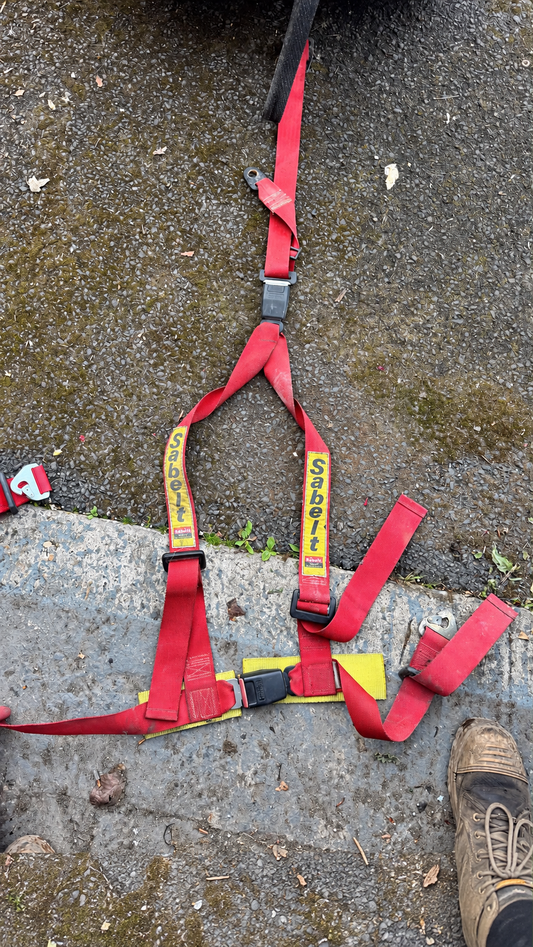 Sabelt Red Harness