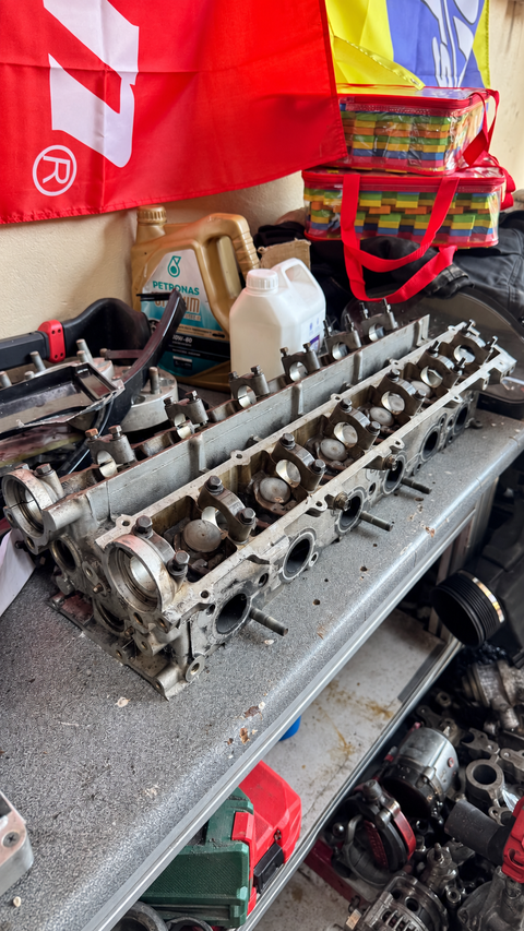 Nissan RB20 Cylinder Head