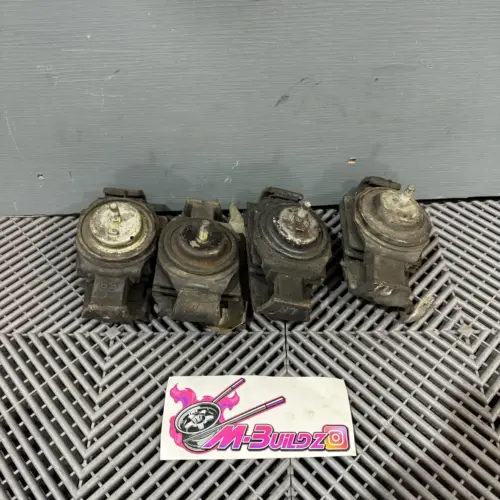 Standard SR20 Engine Mounts